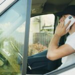 Telefon podczas jazdy: Jakie kary czekają kierowców w 2026 roku?